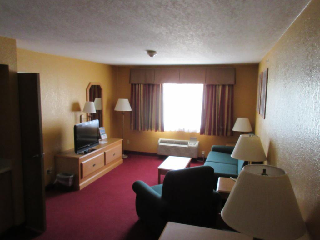 Parkfield Inn - Clinton Номер фото